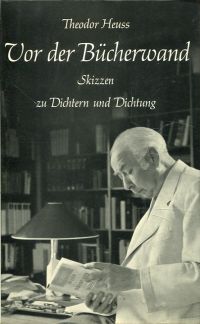 Heuss, Vor der Bücherwand. (Umschlag)
